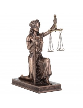 Statue de Thémis Déesse...